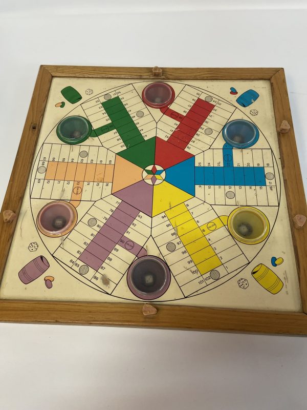 Juego parchís