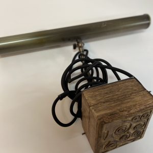 Lámpara - Base de madera tallada