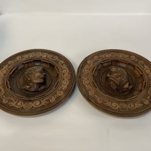 Tallado de Don Quijote y Sancho Panza