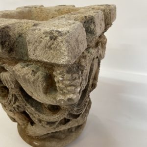 Columna de piedra